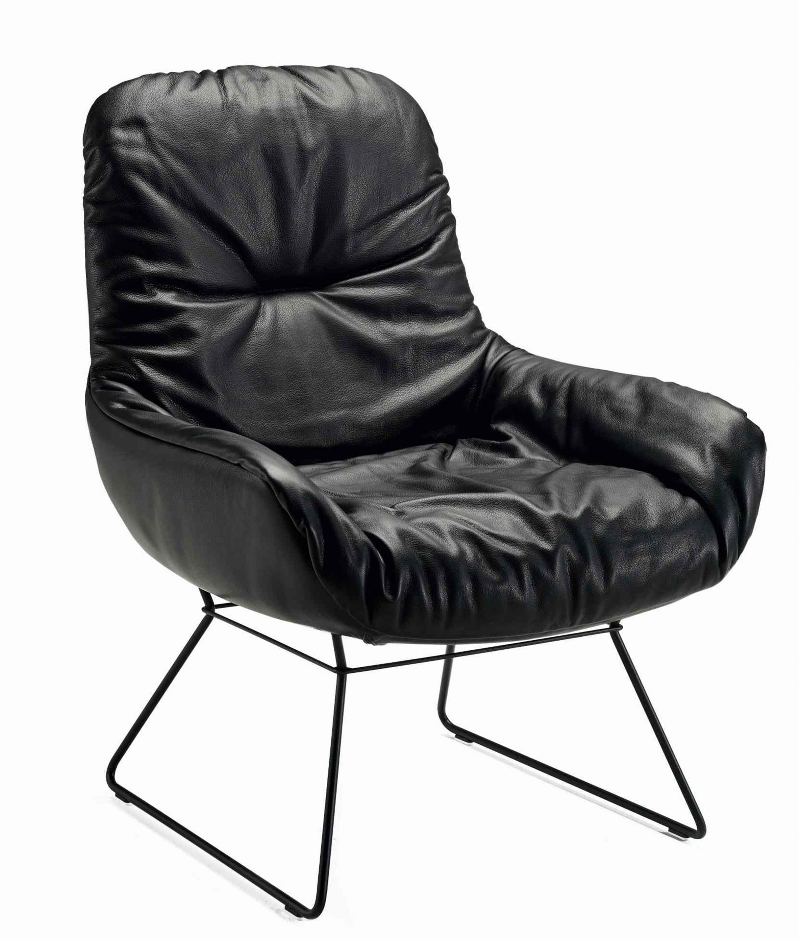 Leya Lounge chair Freifrau Manufaktur
